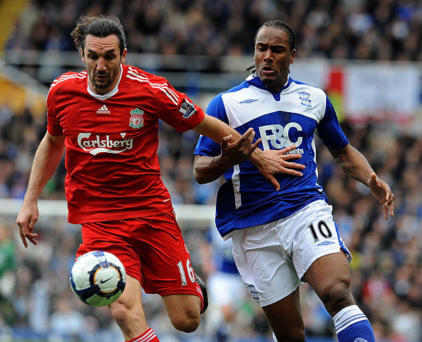 降低现金支 降低现金支