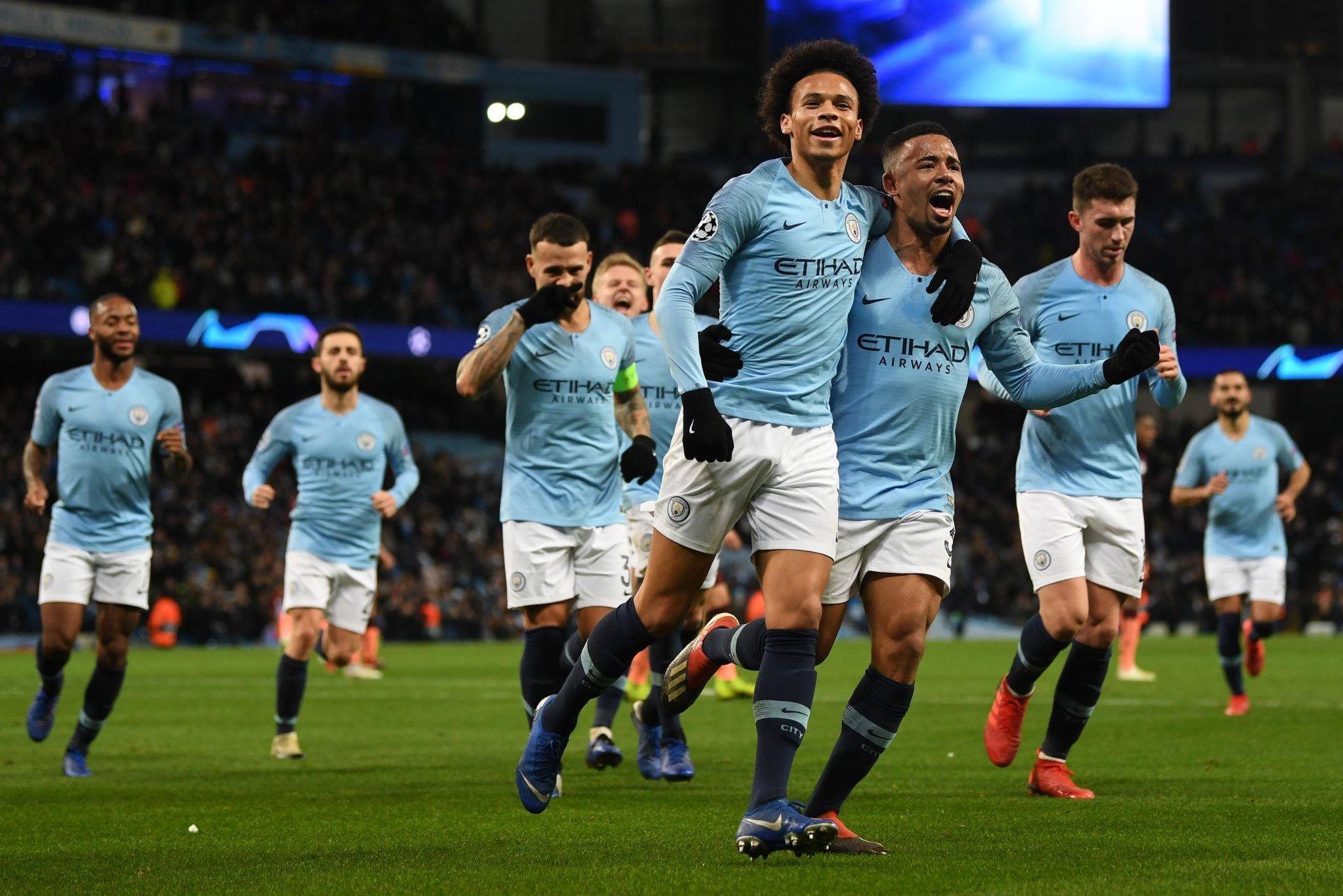 总是充满着 总是充满着